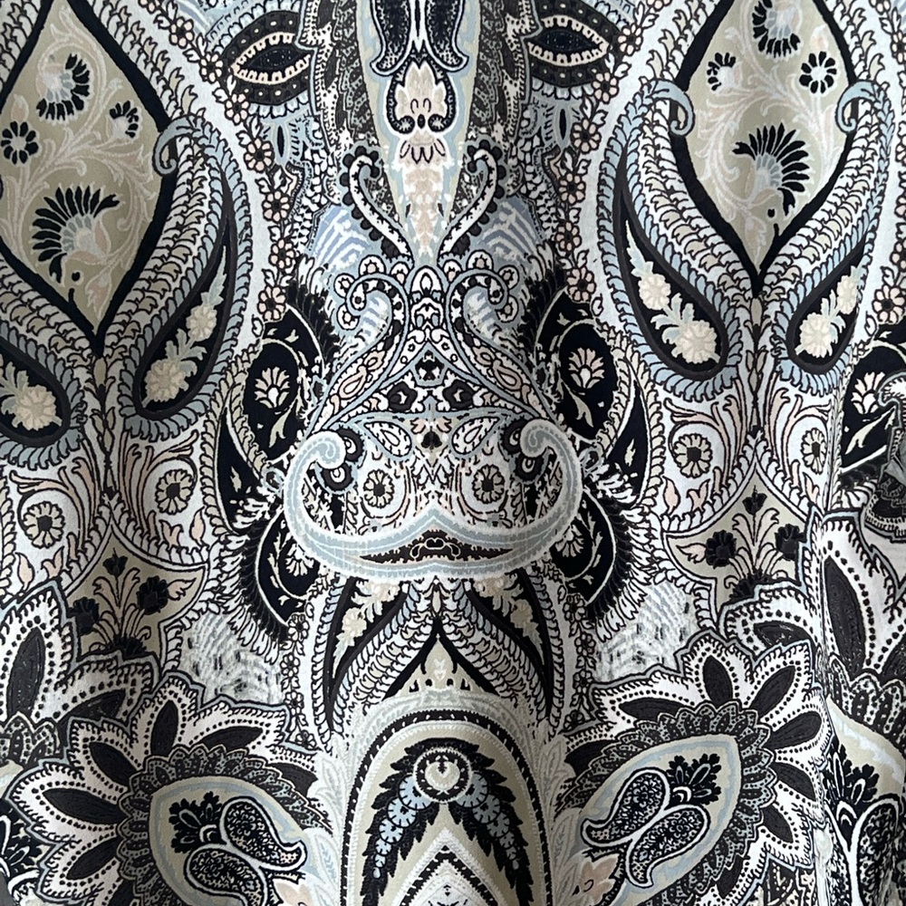 Rose & Olive Gray Long Sleeve Paisley Blouse Women S Generous Fit Lightweight - Picture 10 of 13